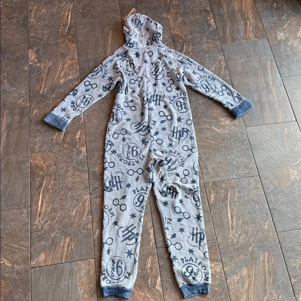 Harry Potter Hogwarts Hooded One-Piece Footie Pajamas - Blue and White Size L
